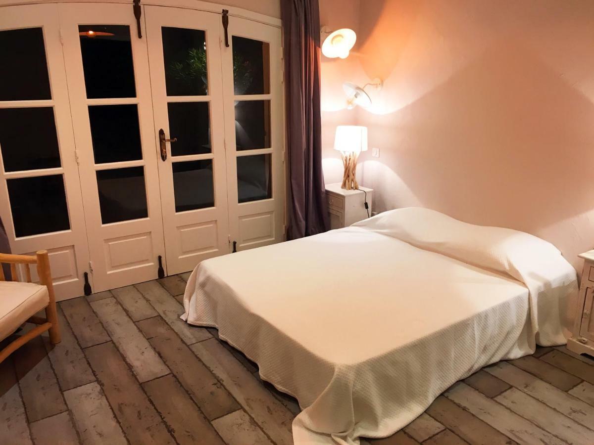 Le Champmazet Bed & Breakfast La Roquette-sur-Siagne ภายนอก รูปภาพ