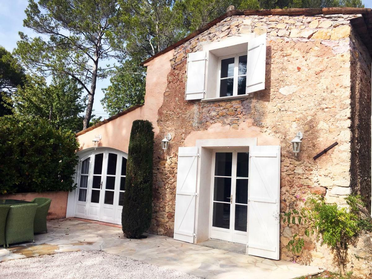 Le Champmazet Bed & Breakfast La Roquette-sur-Siagne ภายนอก รูปภาพ
