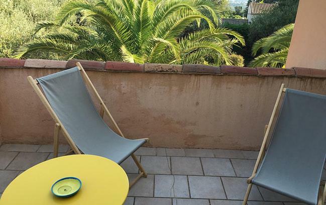 Le Champmazet Bed & Breakfast La Roquette-sur-Siagne ภายนอก รูปภาพ